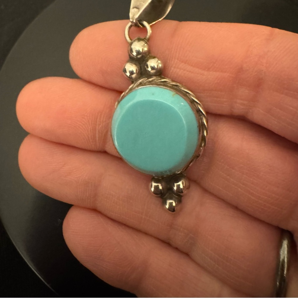 Vintage Sterling Silver and Turquoise Pendant - Picture 4 of 6